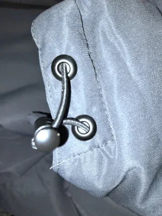 Parka Klandestine Con Capucha Gris