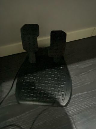 Volante Ferrari Thrustmaster PS4 PS5