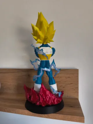 Figura Vegeta SSJ3 Daima