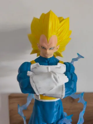 Figura Vegeta SSJ3 Daima