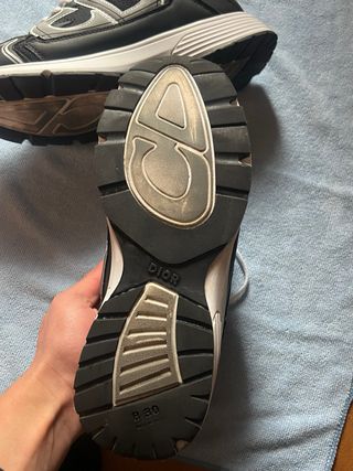 Zapatillas Dior B30 Negras y Blancas.