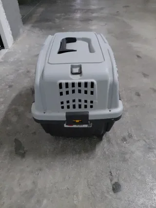 Transportín para mascotas gris y negro
