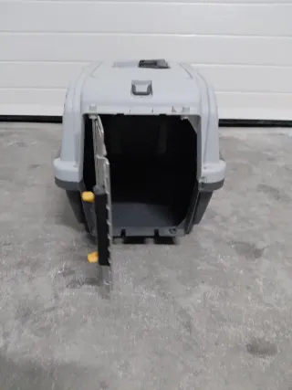 Transportín para mascotas gris y negro