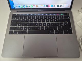 MacBook Pro 13'' 2017 Touch Bar i5 8GB 256GB