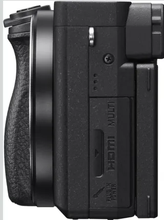 Sony Alpha 6400 + 18-135mm OSS