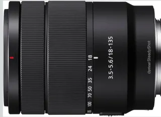 Sony Alpha 6400 + 18-135mm OSS