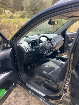 Mitsubishi Outlander 2007