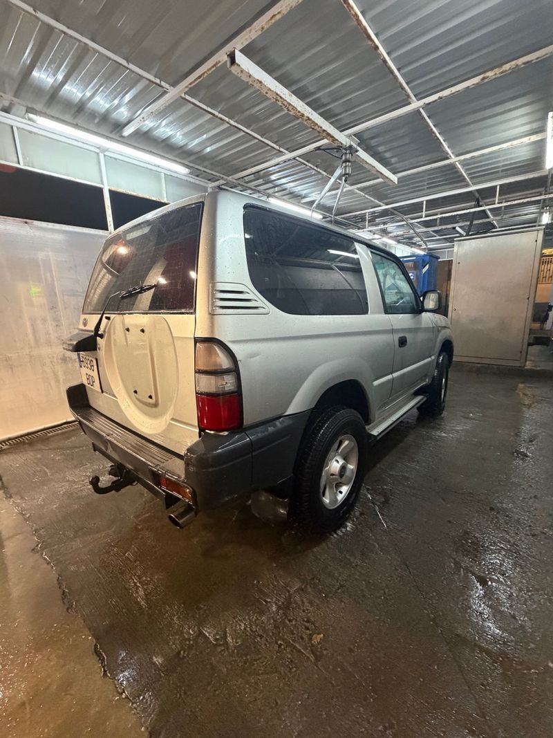 Toyota Land Cruiser 90 2001 - foto 1