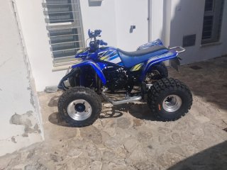 Yamaha Blaster Azul y Amarillo no tiene itv