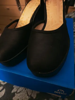 Zapatos Mustang Talla 40 Mujer nuevos.