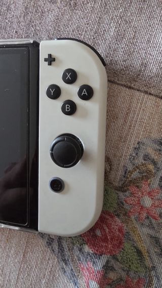 Nintendo Switch OLED Blanca y Negra