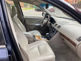 Volvo XC90 2006