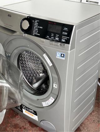 LAVADORA AEG DE 8 KILOS EN INOX A+++