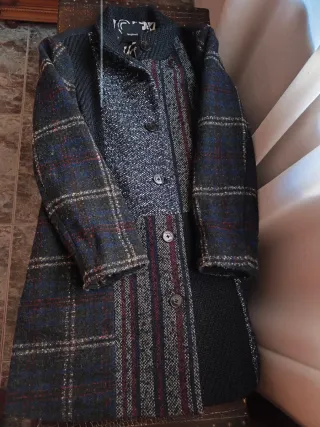 Abrigo Desigual azul y gris