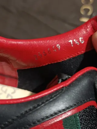 Zapatillas Gucci Negras y Rojas