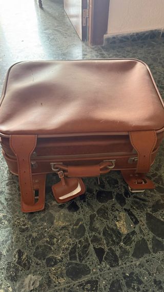 Maleta de viaje vintage marrón