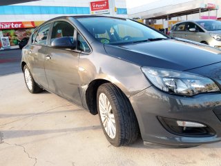 Opel Astra 2015