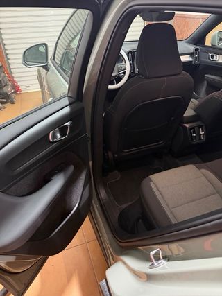 Volvo XC40 2024