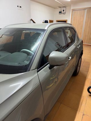 Volvo XC40 2024