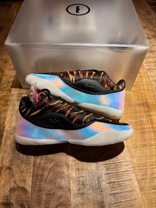 Zapatillas LeBron XXIII Heat Wave Baloncesto