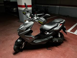 Yamaha Aerox 50cc Scooter