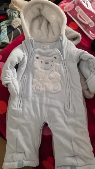 Buzos de bebé de peluche (4 unidades)