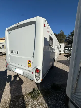Autocaravana integral cama Isla