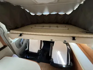 Autocaravana integral cama Isla