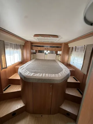 Autocaravana integral cama Isla