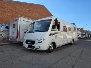 Autocaravana integral cama Isla