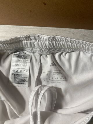 Pantalones cortos Adidas blancos y negros