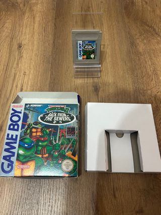 Operation C (Contra) y Turtles II Game Boy