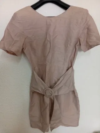 Vestido beige elegante con cinturón.corte ingles