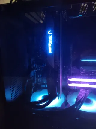 PC Gaming 2K Negro y Morado