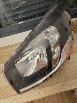 Faro izq. diseñado para Renault Trafic Opel y Fiat