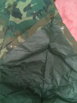 Poncho camuflaje boscoso