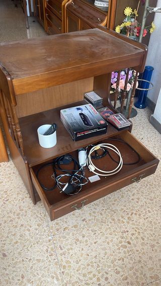 Mueble auxiliar de madera