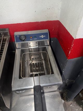 Freidora Eléctrica 5L eléctrica en buen estadl