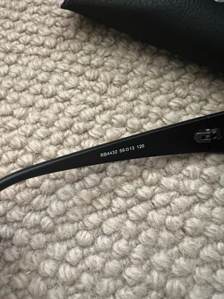 Óculos de Sol Ray-Ban Polarizados Pretos