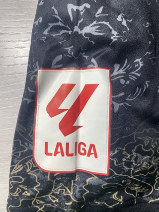 Camiseta FC Barcelona Nike Negra y Dorada