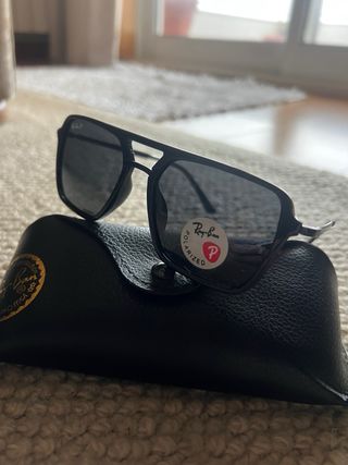 Óculos de Sol Ray-Ban Polarizados Pretos