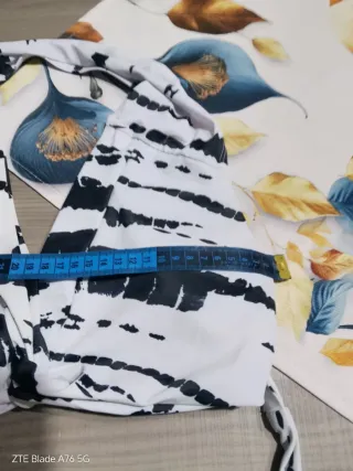 Costume due pezzi fantasia bianco e nero