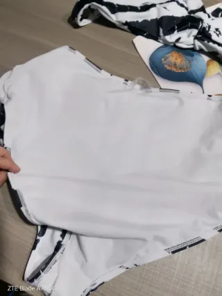 Costume due pezzi fantasia bianco e nero