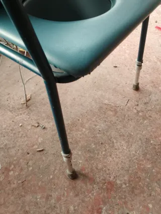 Silla de Baño Acolchada Azul