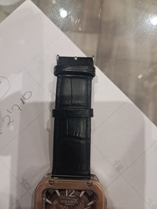 Reloj Viceroy Esqueleto Dorado y Negro