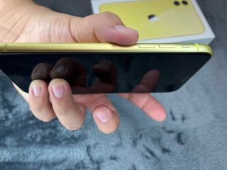 iPhone 11 Giallo 64GB