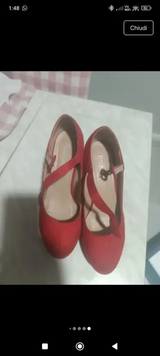 Scarpe rosse con tacco