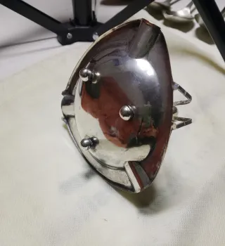 Cenicero de alpaca con pinzas