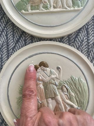 Decoración escayola figuras clásicas beige/verde