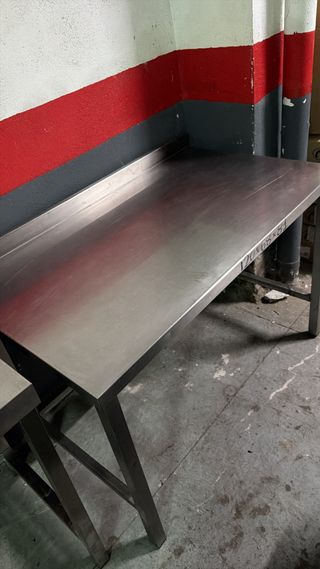 Mesa Acero Inox 120x68x81 en buen estado